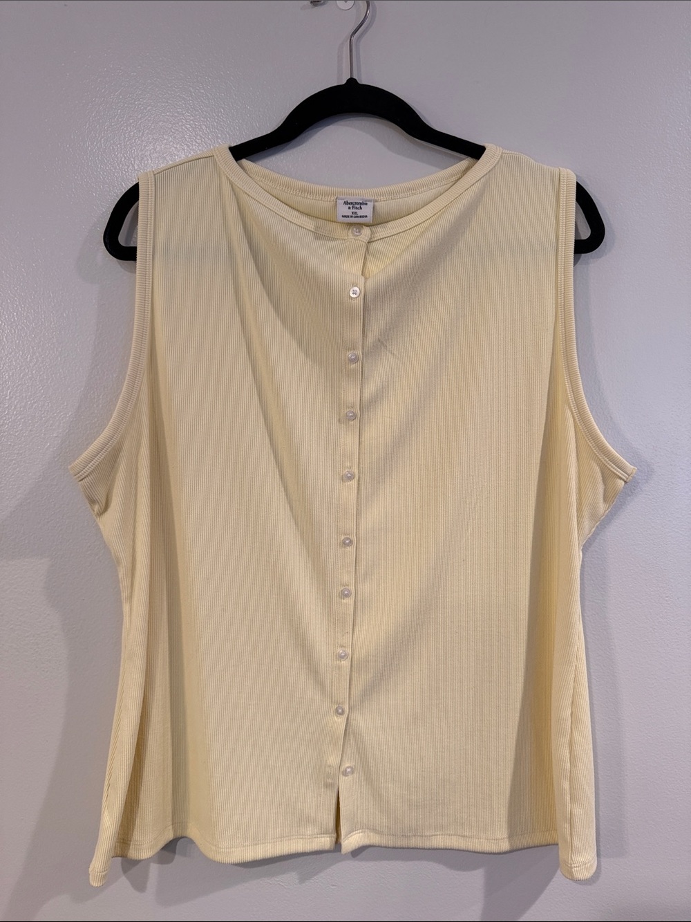 Abercrombie & Fitch butter yellow Button Sleeveless Top
